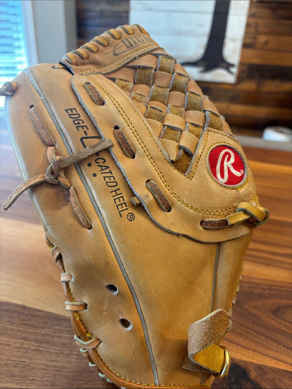 Rawlings Tan Leather RBG34 Slanted Basket Web 12” Baseball Glove Mitt